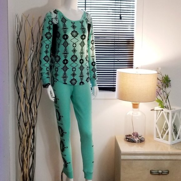 💎RARE VS PINK Pajama Outfit with Backpack - Picture 3 of 8